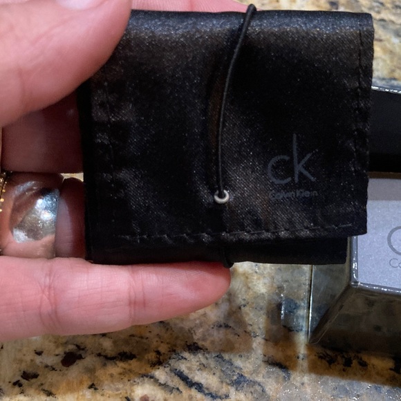 Calvin Klein Paw Print Spinner Ring - Picture 5 of 11